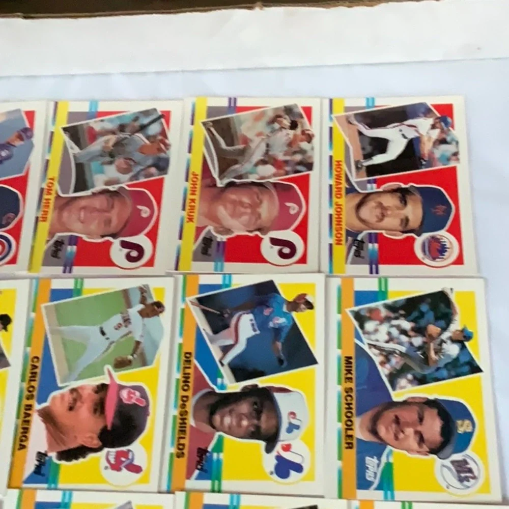Bundle of Baseball Cards Lot 322